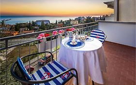 Nice Apartment In Lovran With House Sea View